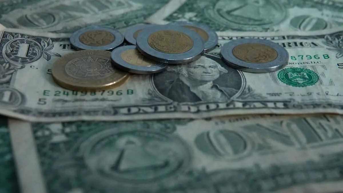1026336_Precio dólar_web
